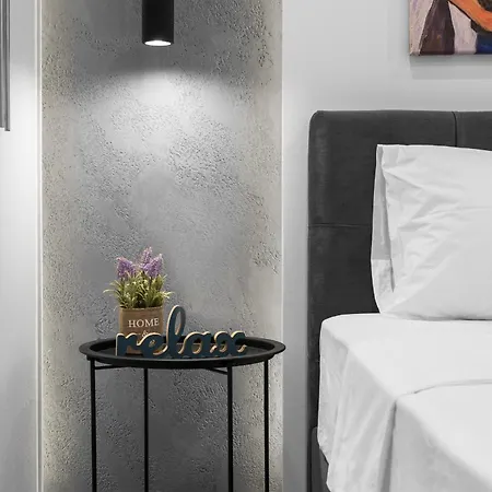 Apartament Wood N White, Nilie Hospitality Mgmt