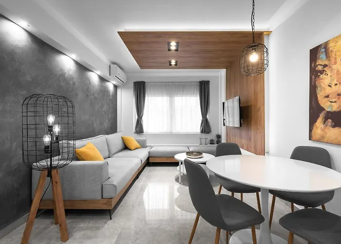 Wood N White, Nilie Hospitality Mgmt Apartmán