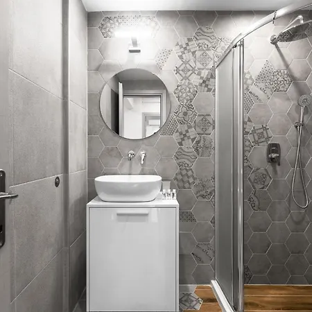 Wood N White, Nilie Hospitality Mgmt Appartamento Salonicco